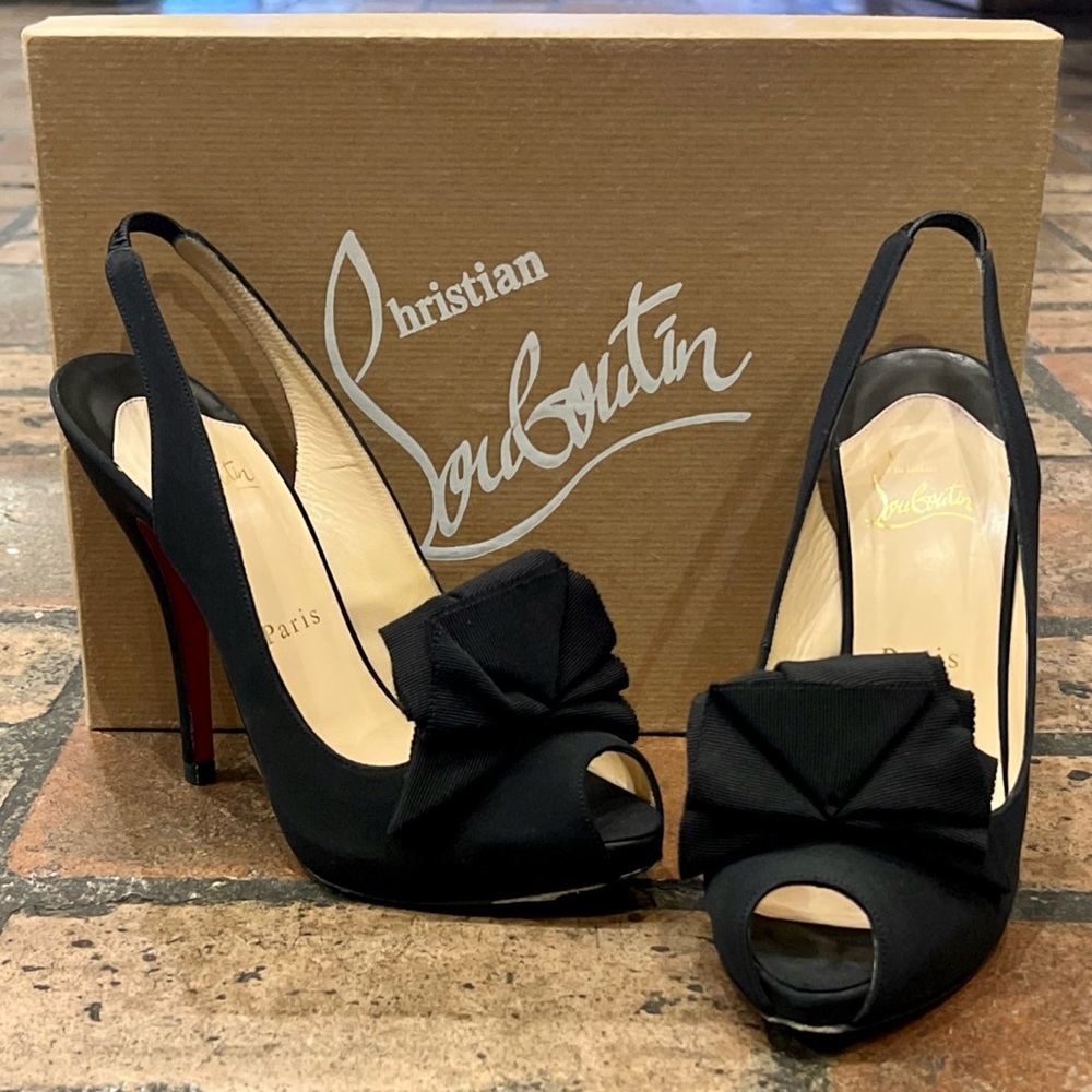 Louboutin Miss Chaga, rare. NEW never worn